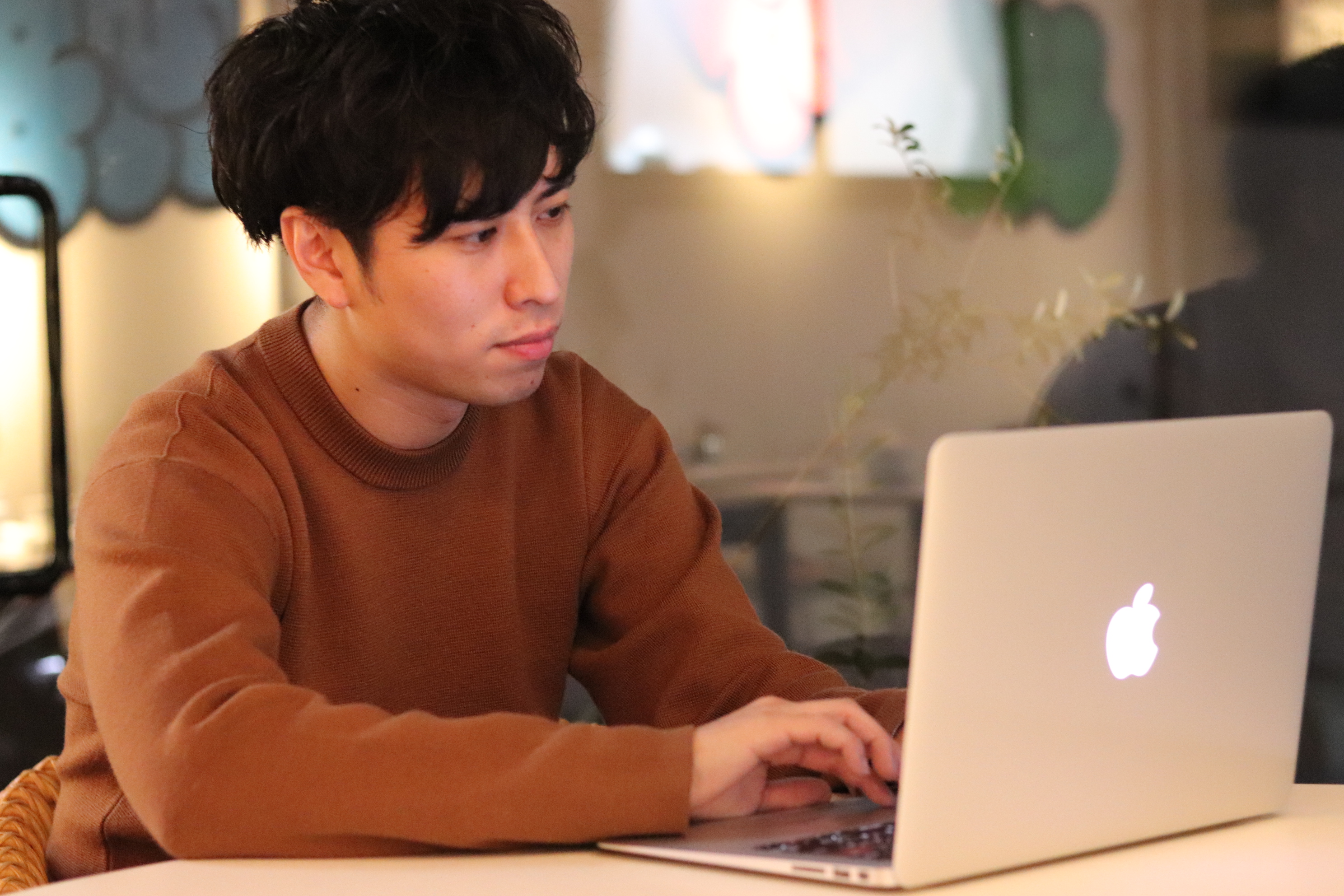 【社員インタビュー】エンジニアが楽しめるように、意欲溢れるセールスエースが大事にしていることとは？