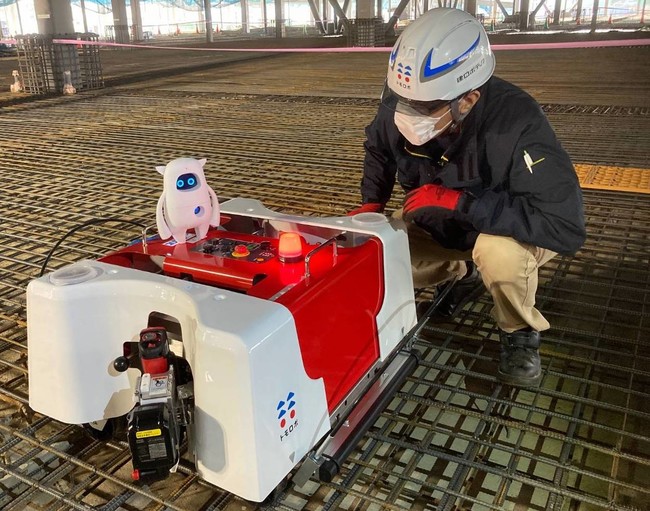〜AKAと建ロボテックによる音声コミュニケーション機能を搭載した作業ロボットの共同開発契約締結のお知らせ〜