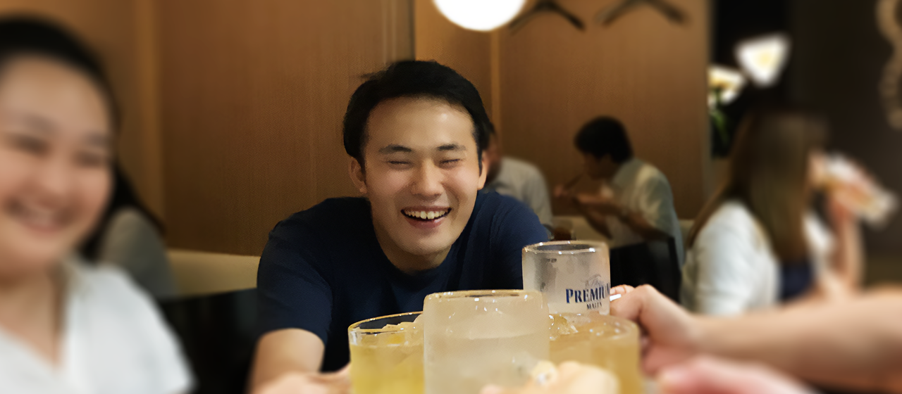 未経験からあこがれのネットワークエンジニアに！成長の秘訣である教育制度やマインドについて話を聞いてみました。　社員インタビュー第６弾・新開さん