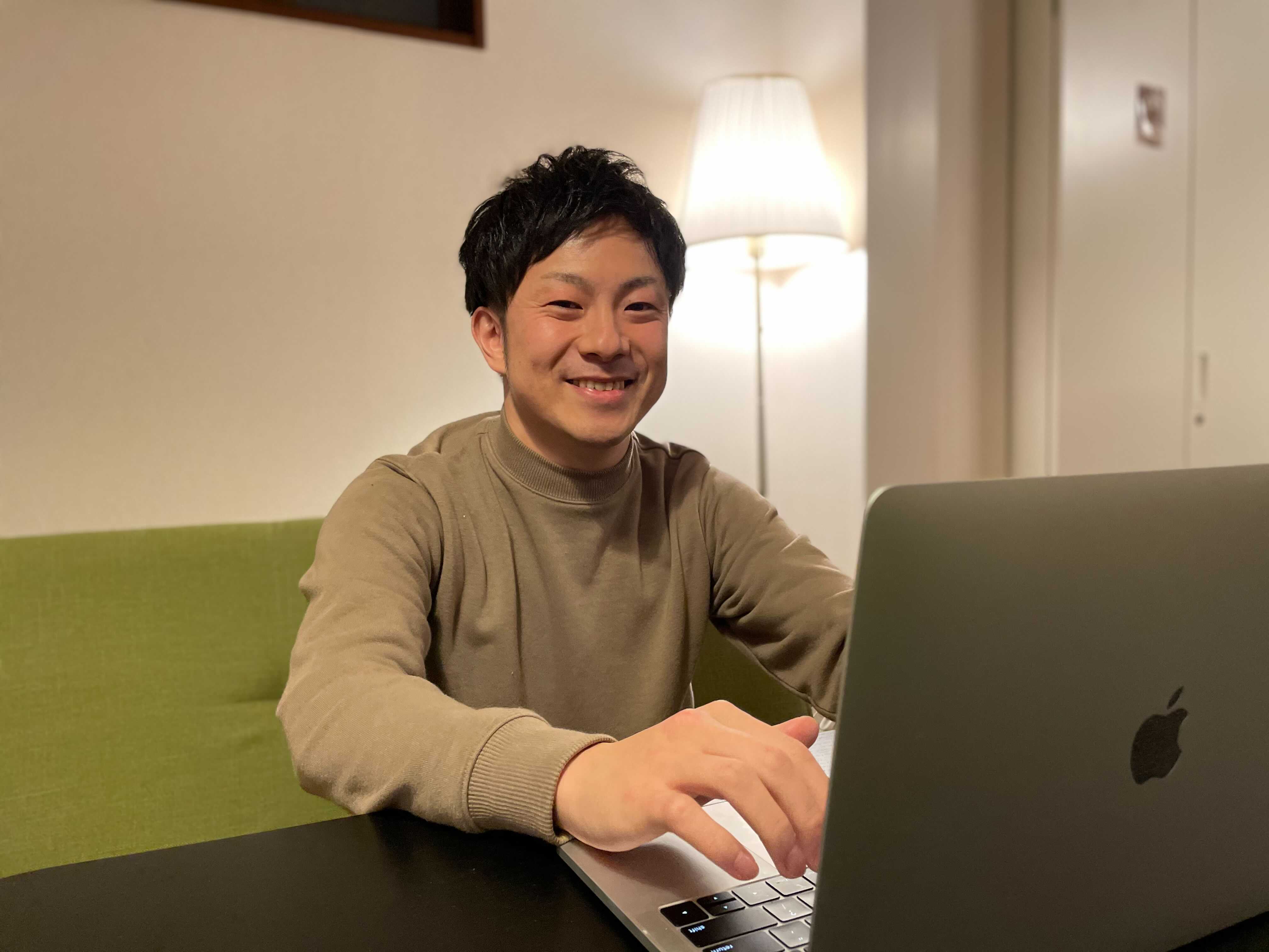 何事も自責思考！アラサー文系未経験者が『AI × 教育ベンチャー』に転職した理由