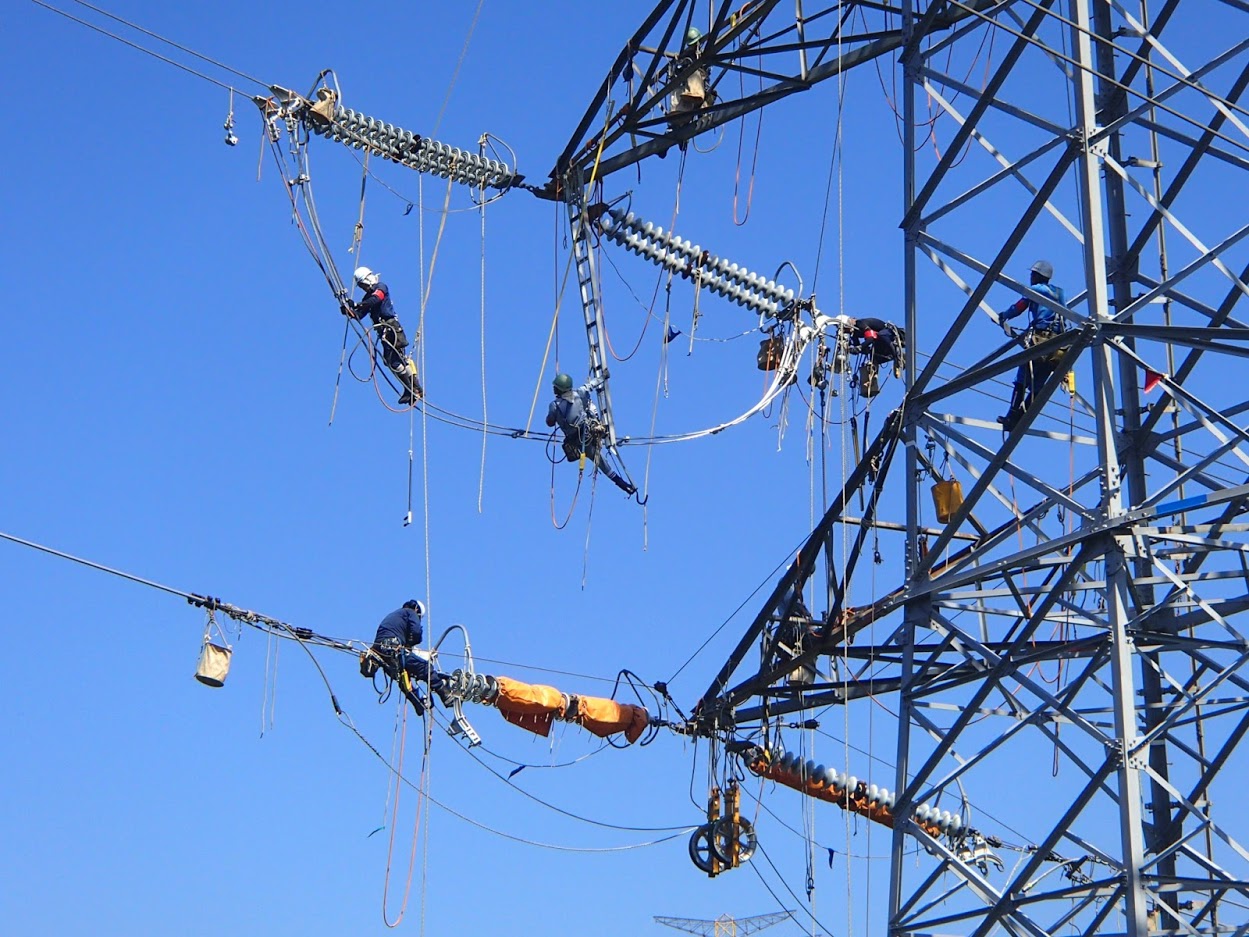 鉄塔の寿命は50年。つまり50年先のビジネスまで見えています。