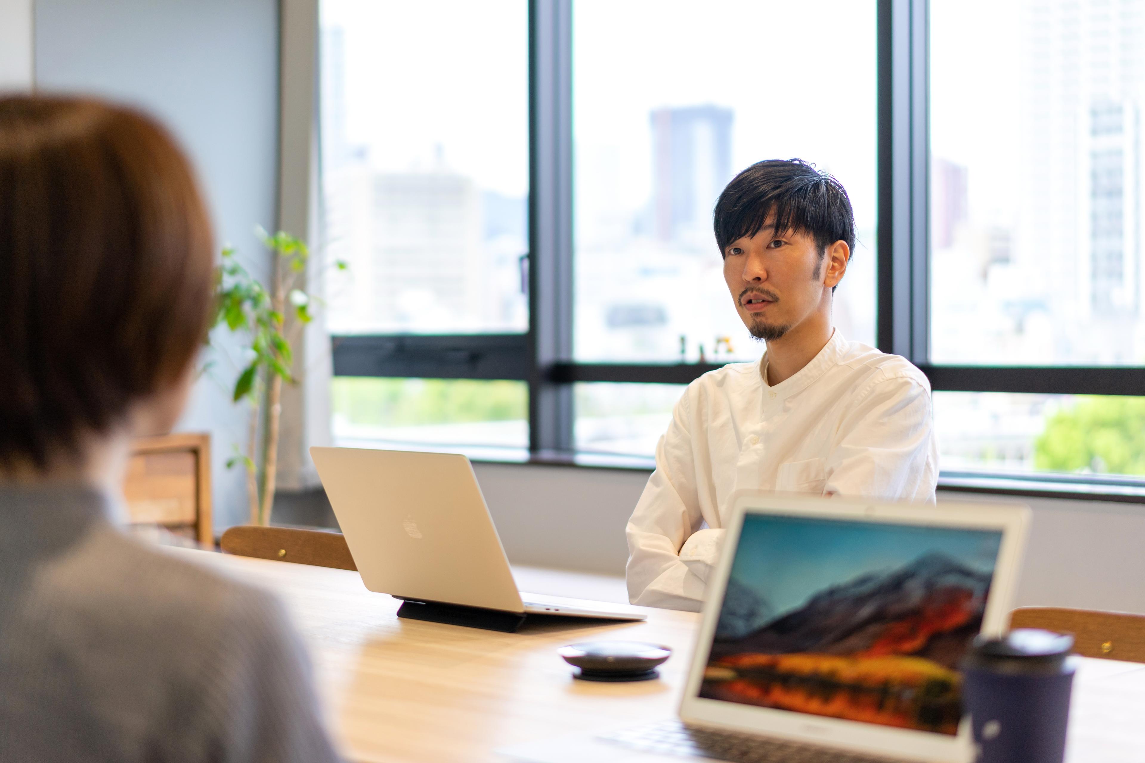 制作リーダー2人に聞く、Web制作・チームへの想い【デザイナー・エンジニア対談】