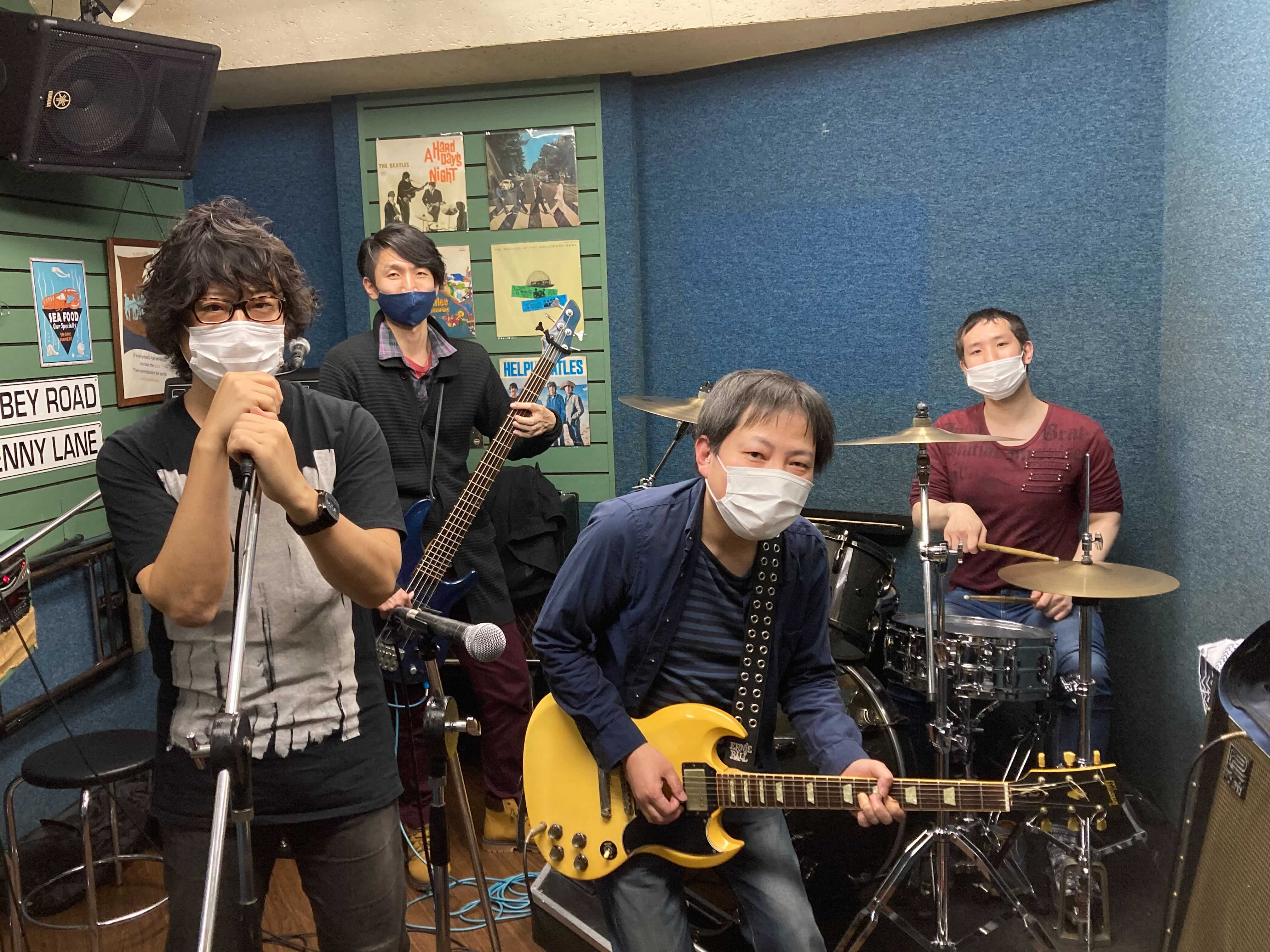 〈社外活動の風景 Vol.1〉バンド、The ACTROADs(仮)の中の人たち。「これまで」と「これから」のこと。