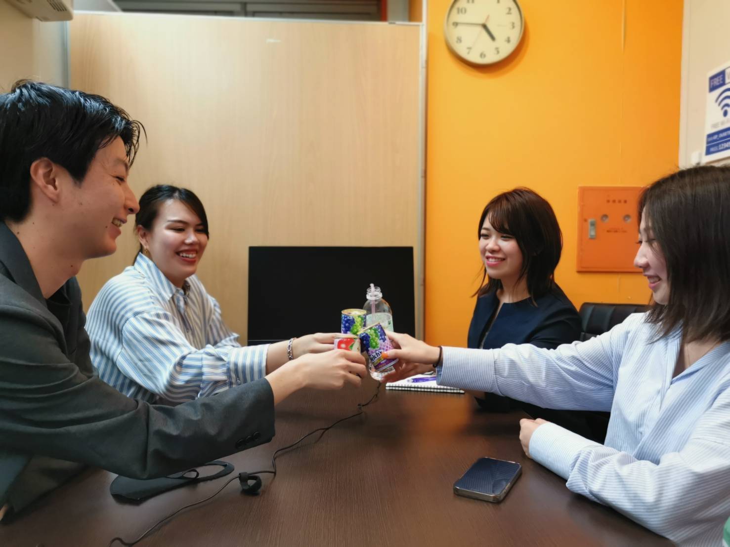 新入社員インタビュー 入社後2か月のフレッシュな若手たちに聞いてみた グローバルパートナーズ株式会社