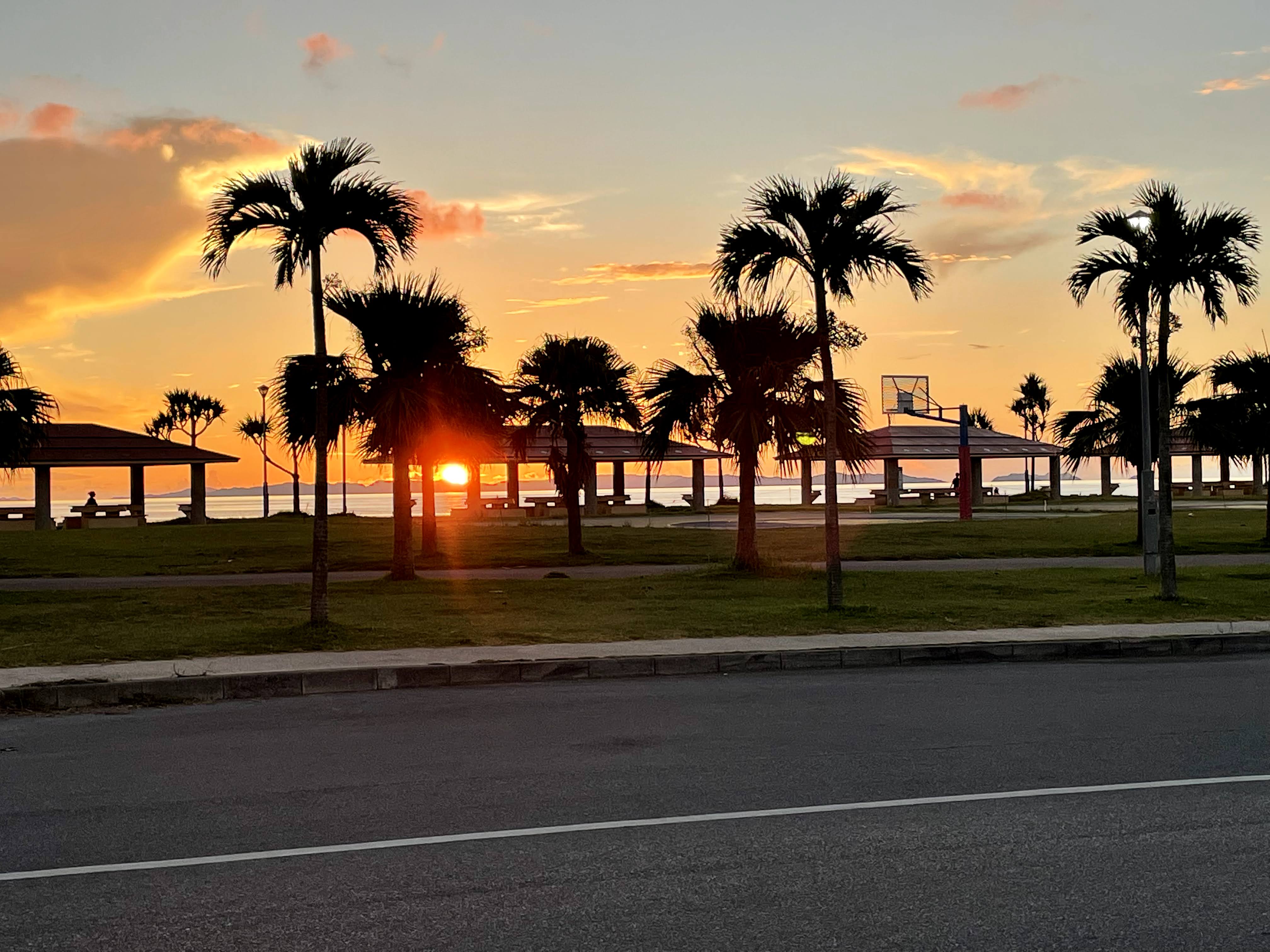 創業ストーリー【沖縄今昔：玉城文一】（表）