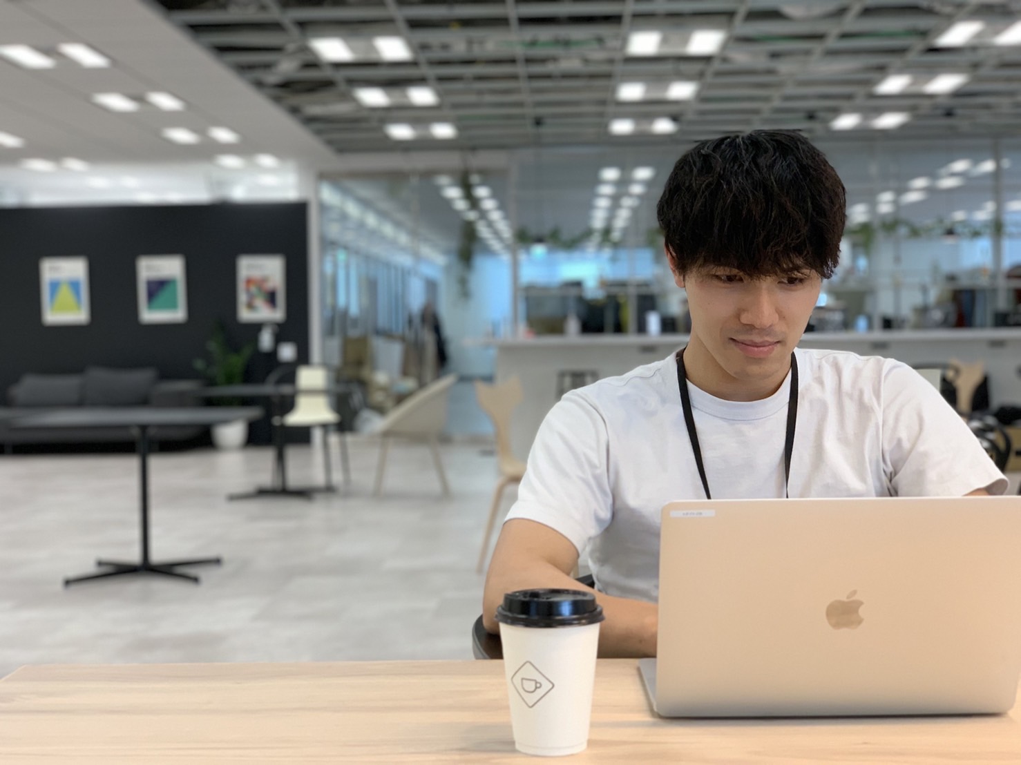 【一日密着】新規事業部であるD2C  Solutions事業部で働く新卒の1日に密着