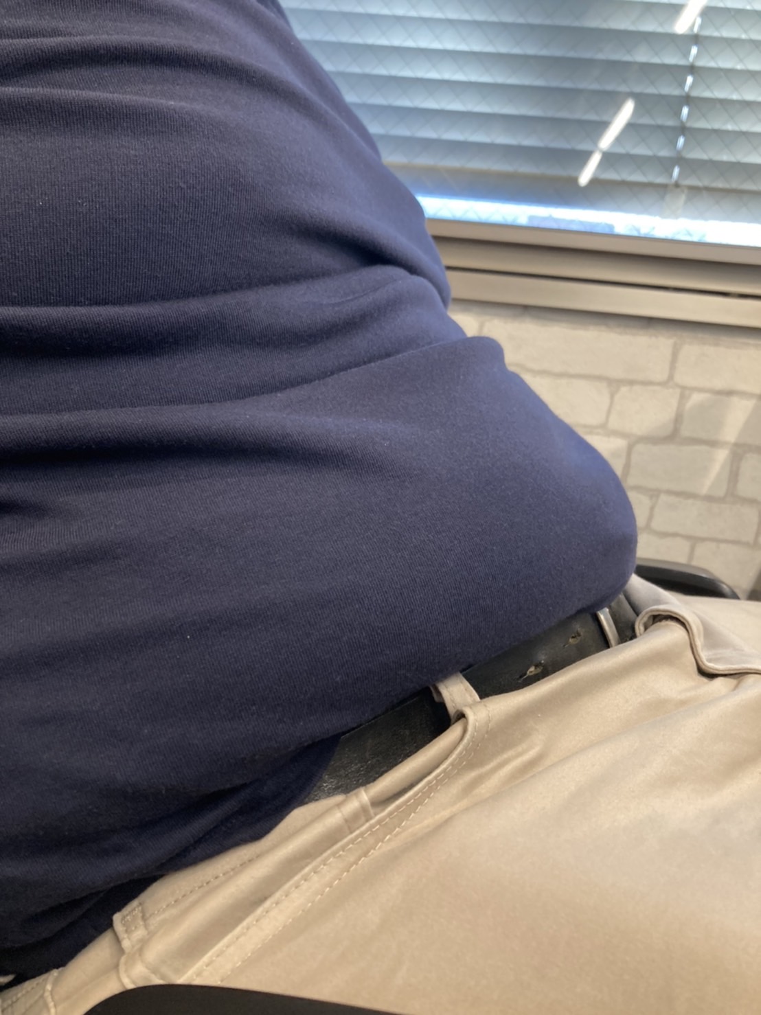 腹筋様とご対面したい。。
