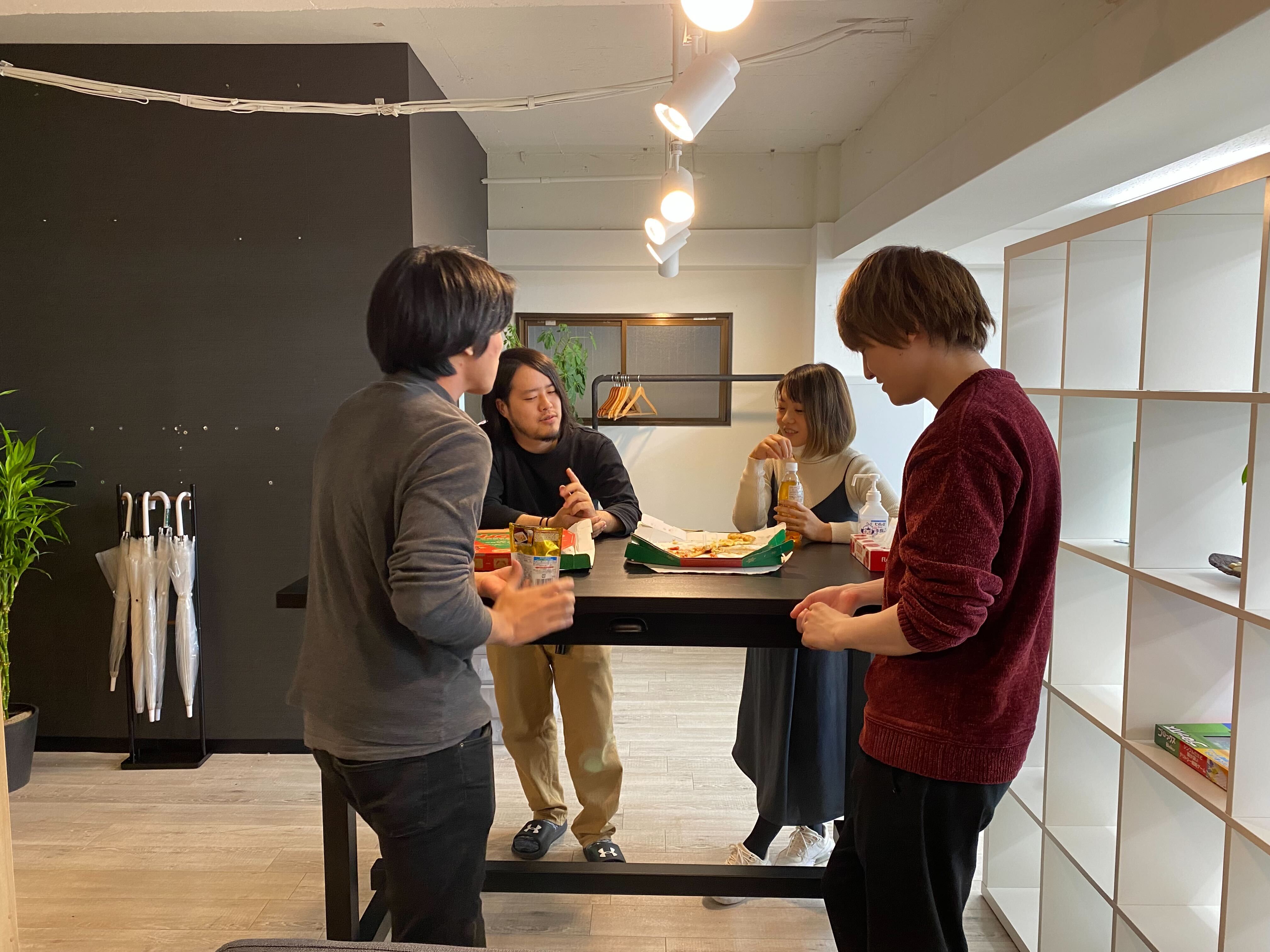 社内ランチイベント　「ピザスキ」
