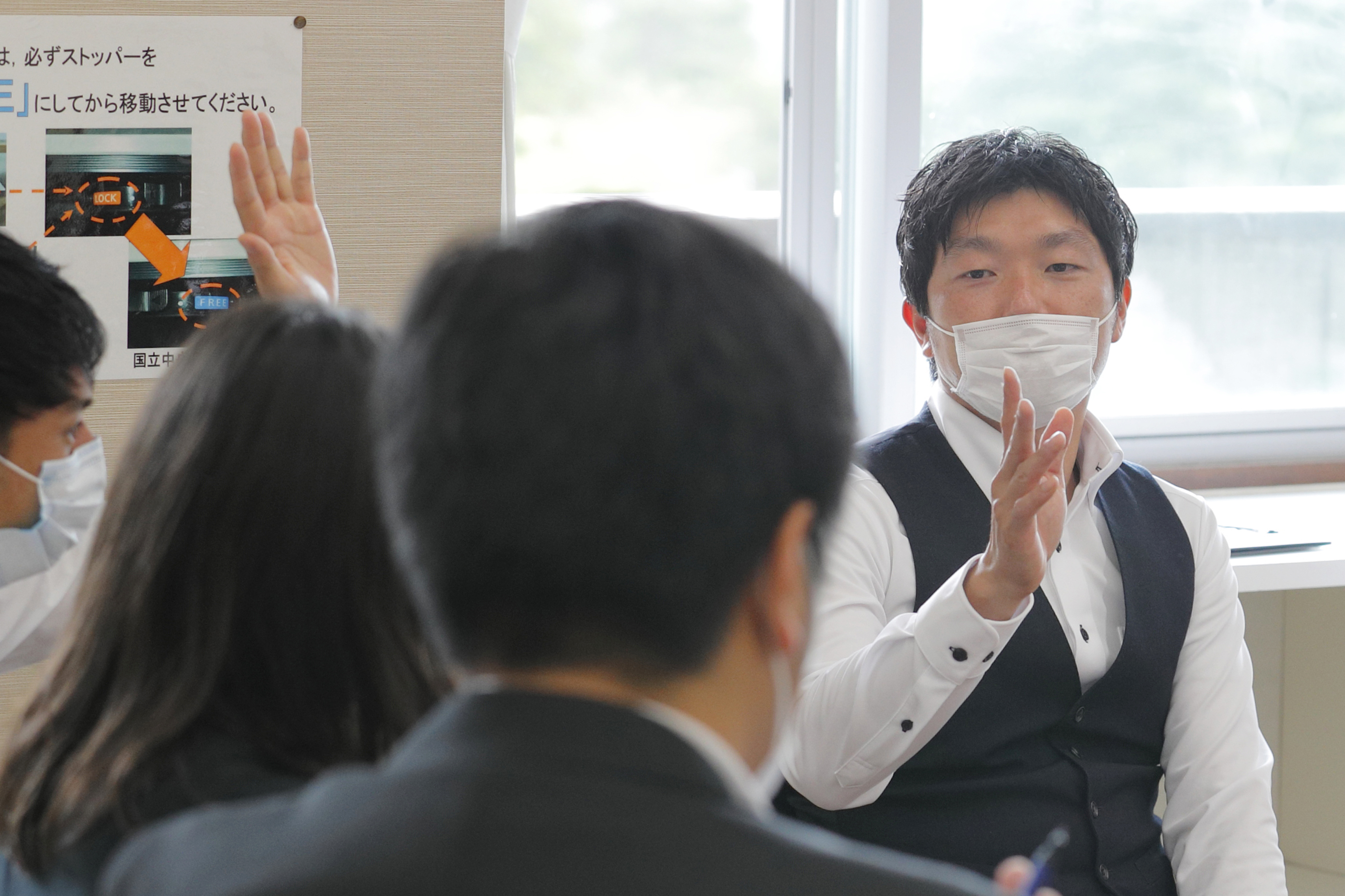【動画で解説】講師未経験から独立して、企業の研修講師で活躍する方法