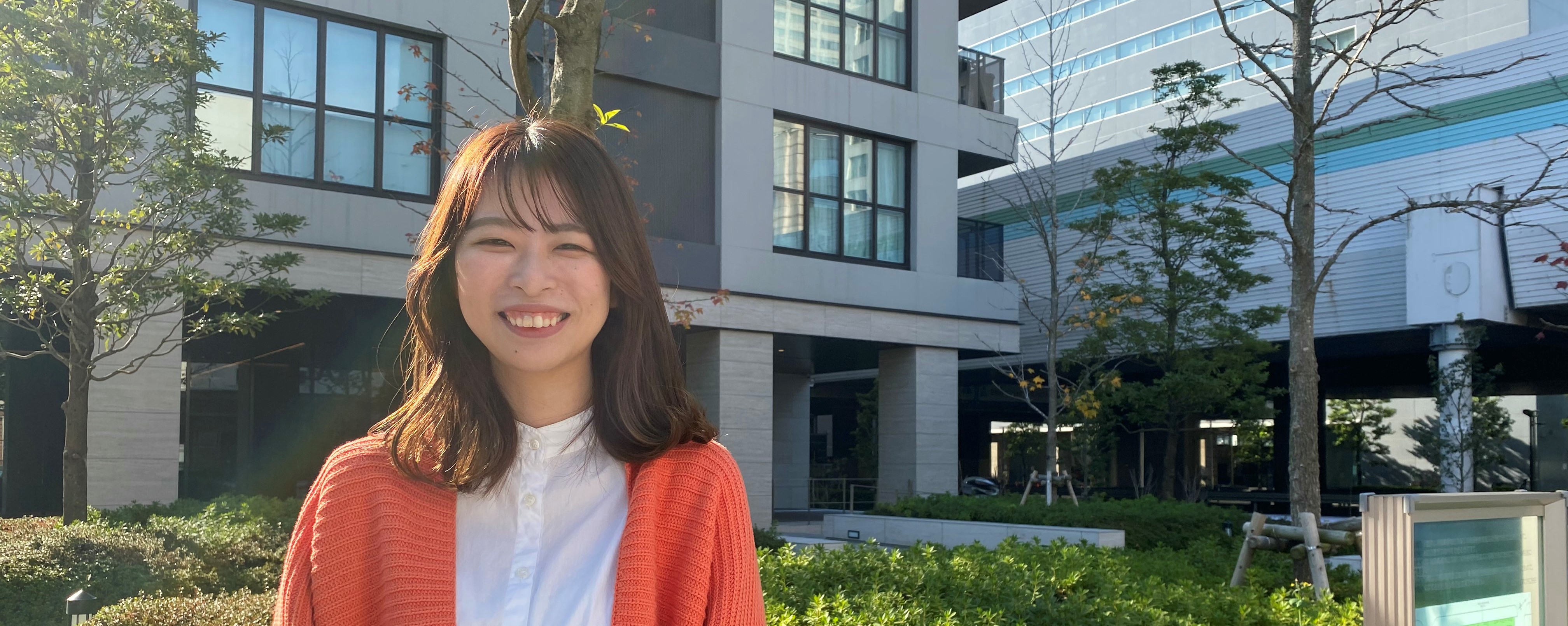 ダンスに夢中でITリテラシーゼロの学生が、要件定義を行うチームへ配属
