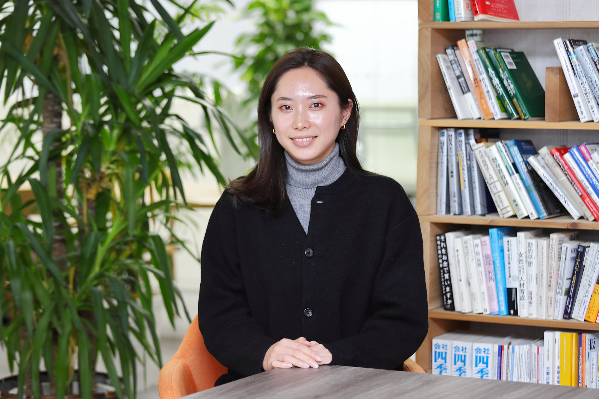 古賀愛加さん（人事総務部　新卒採用担当）にお話をきいてみた！！！
