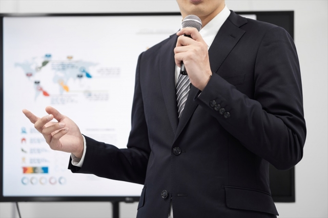 【新卒研修FAQ】「ログリーの研修制度について教えてください」という逆質問に人事が全身全霊で答えてみた