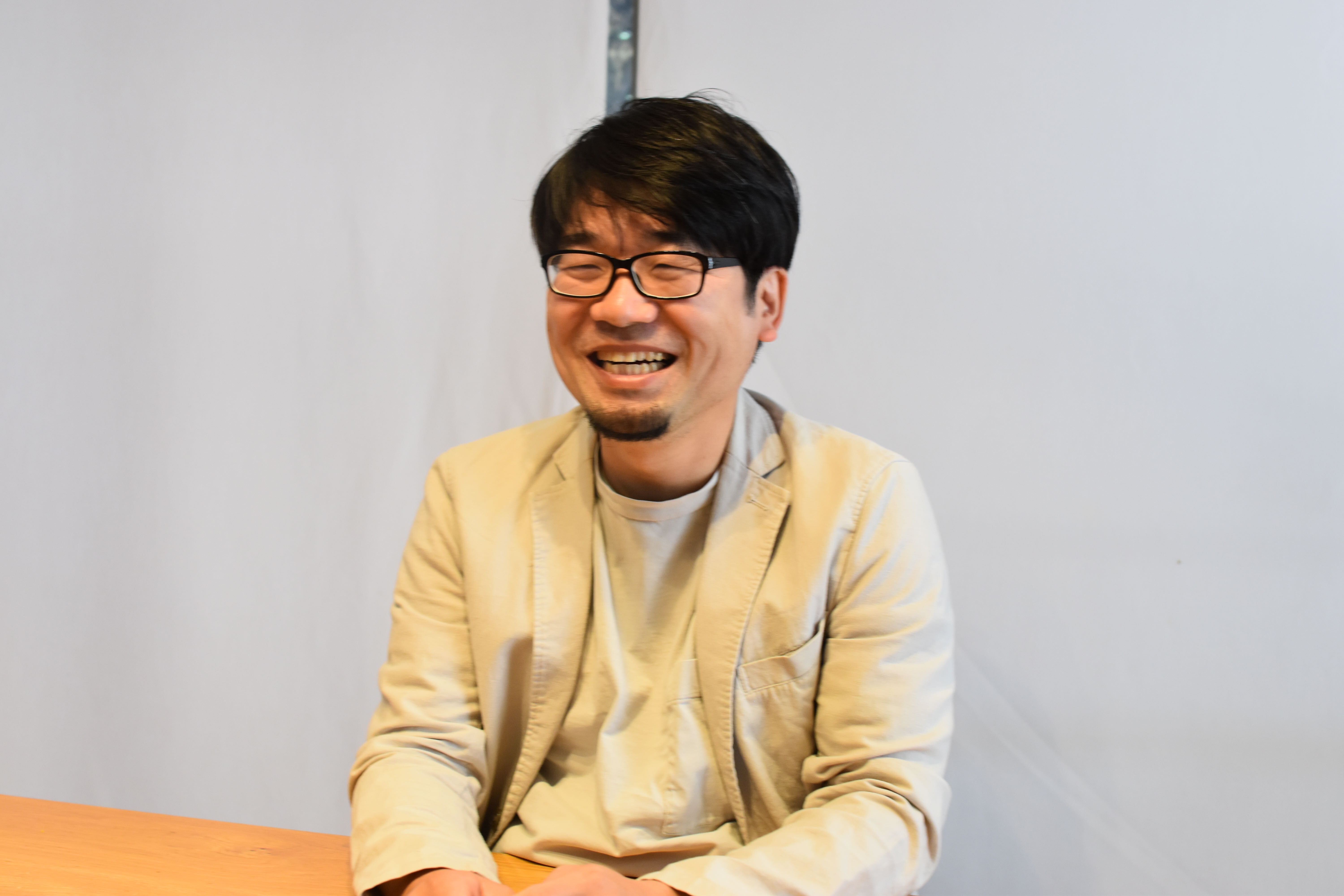作家、作品、ファンのためにすることすべてが、コルクの仕事の領域になる