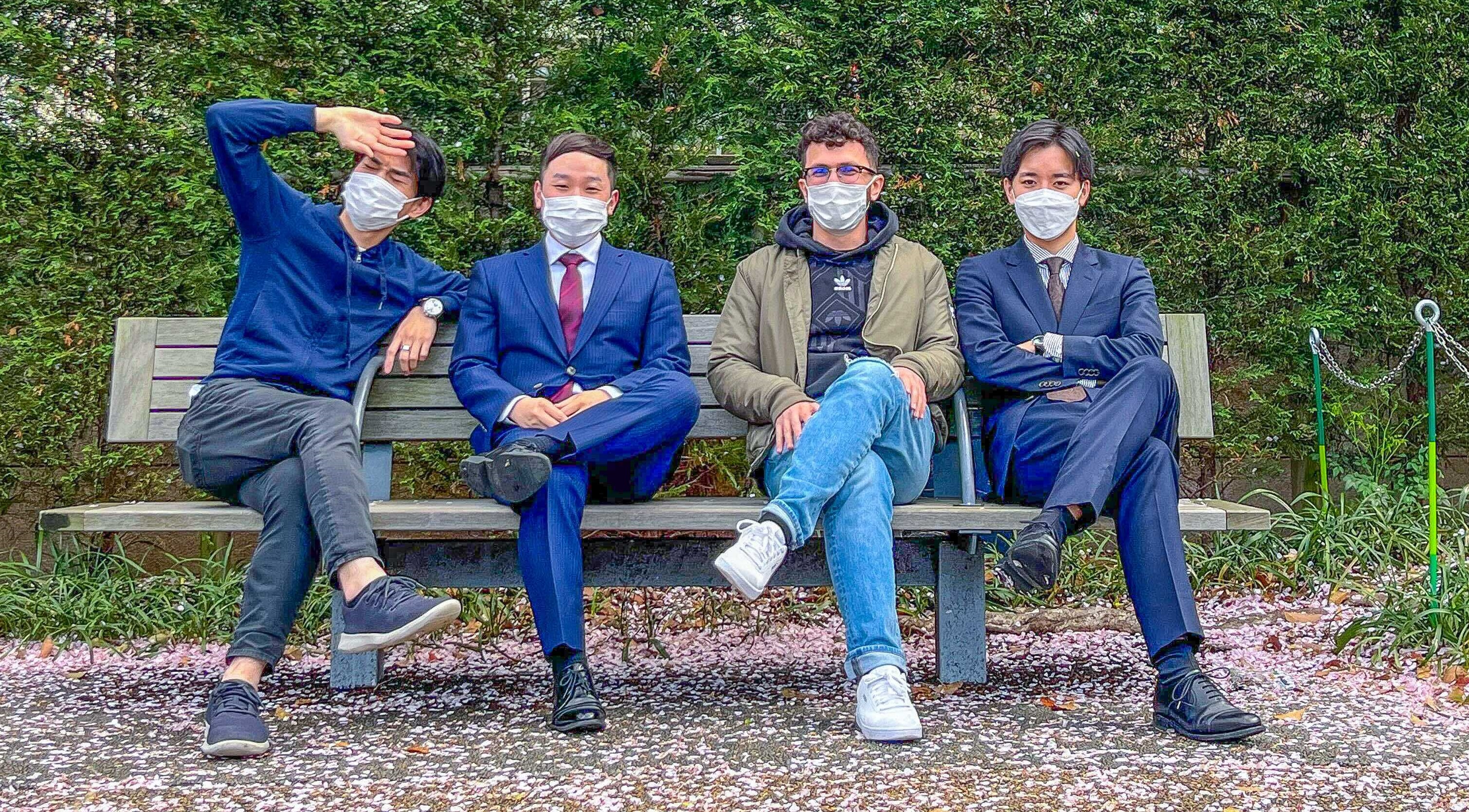 桜舞い散るミッドタウンガーデンで契を交わした四人の男たち新たな伝説がここから始まる