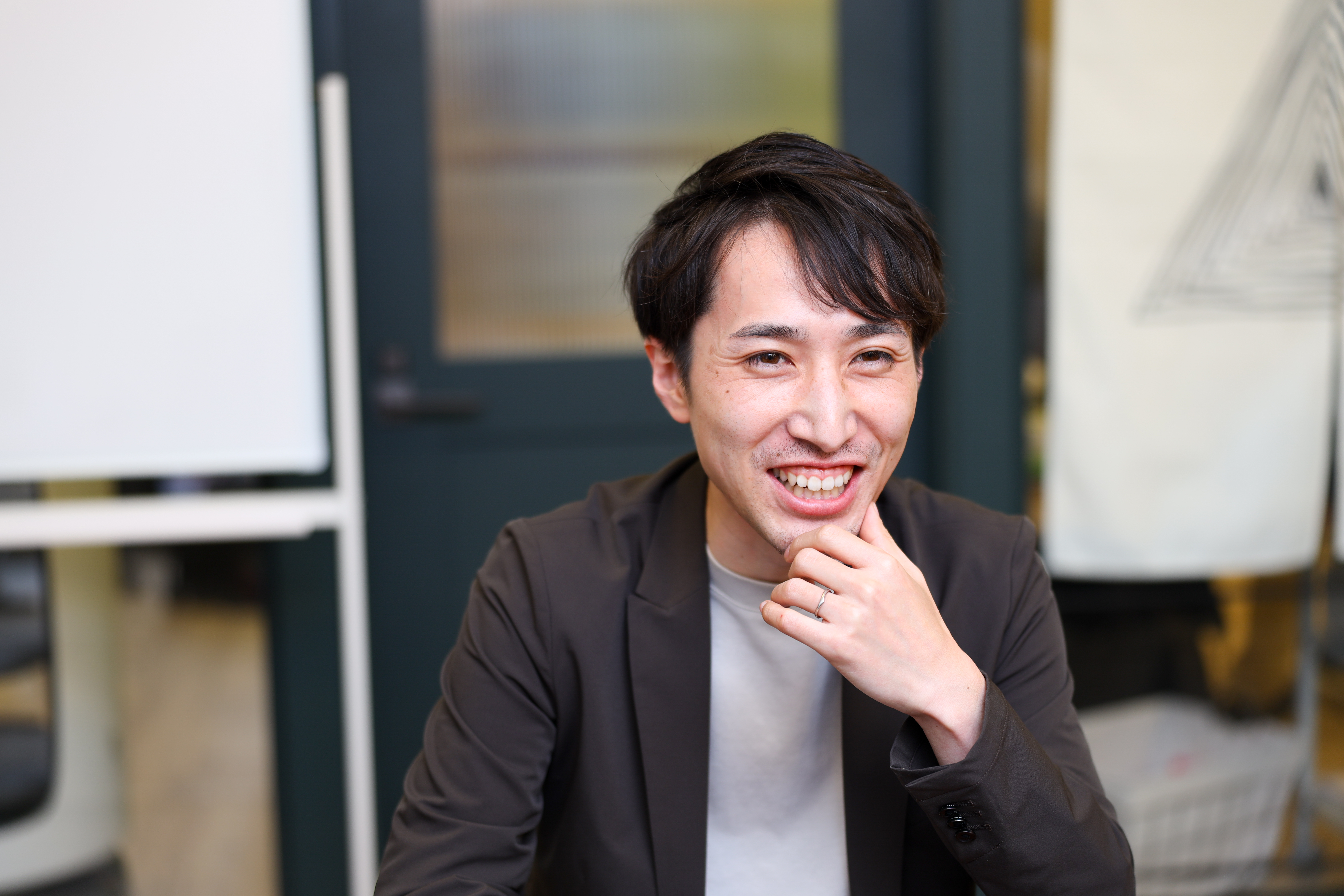 【社員インタビューNo.3】今年で営業10年目。大切にし続けたい働き方やマインドについて聞いてみた