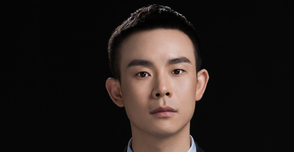 座右の銘：ハングリーであれ・愚かであれ！