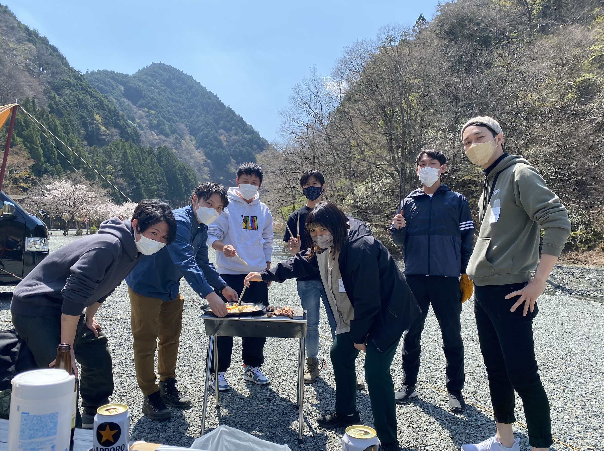 満開の桜と美味しいご飯！みんなでお花見デイキャンプに行ってきました