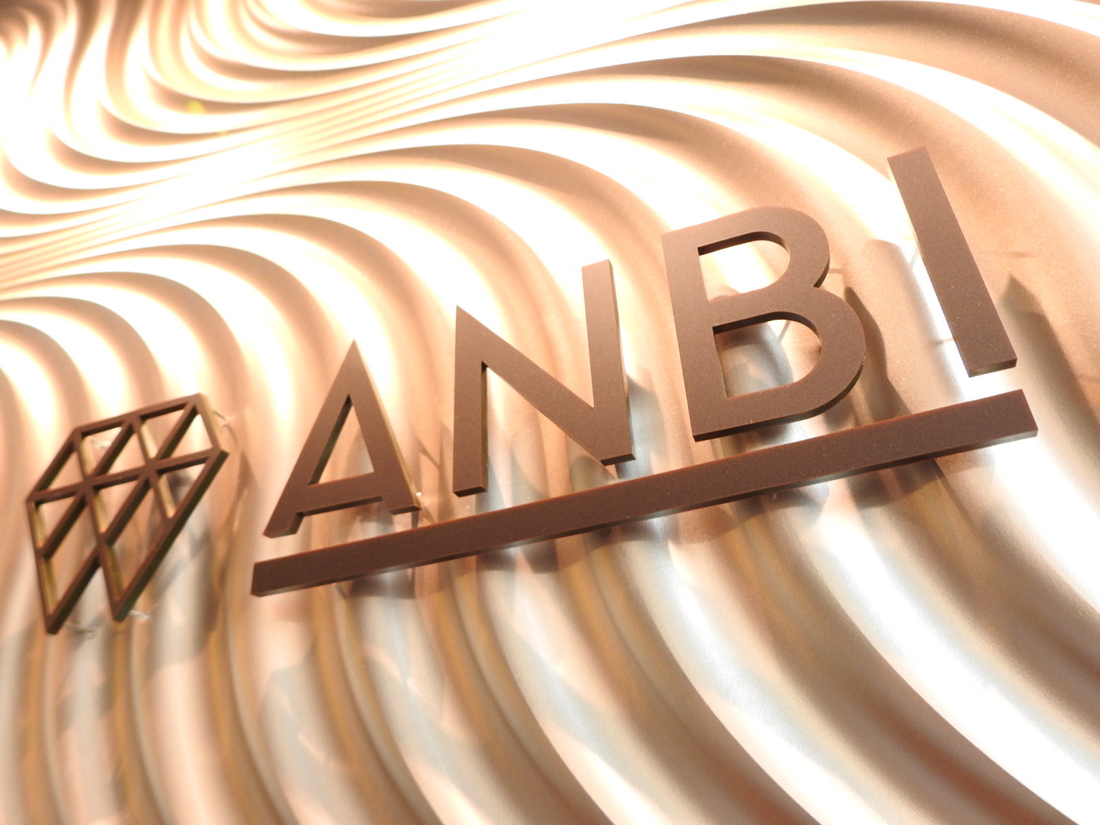 ANBI新宿歯科・矯正歯科