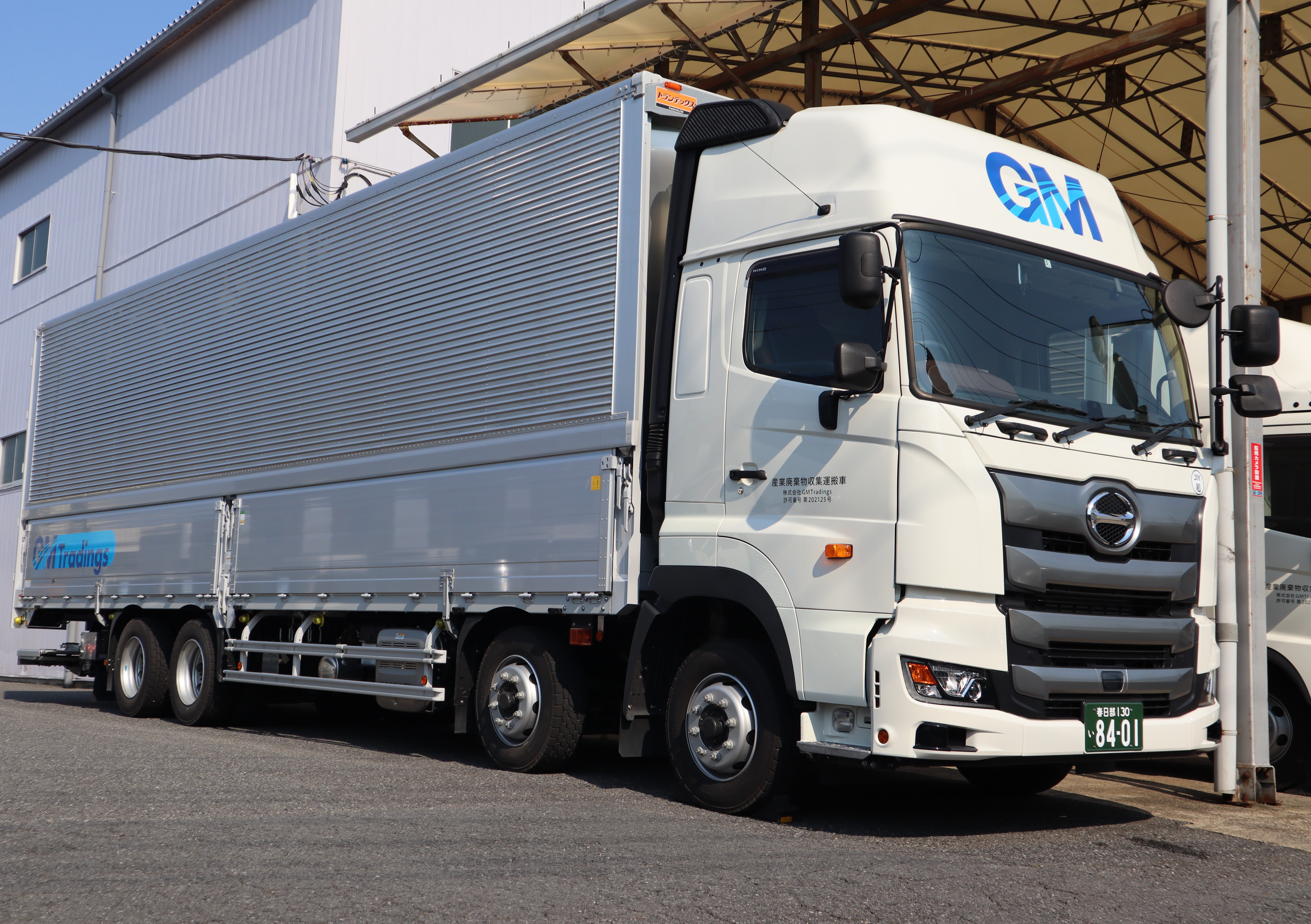 当社初となる「10t車両」が納車されました！！