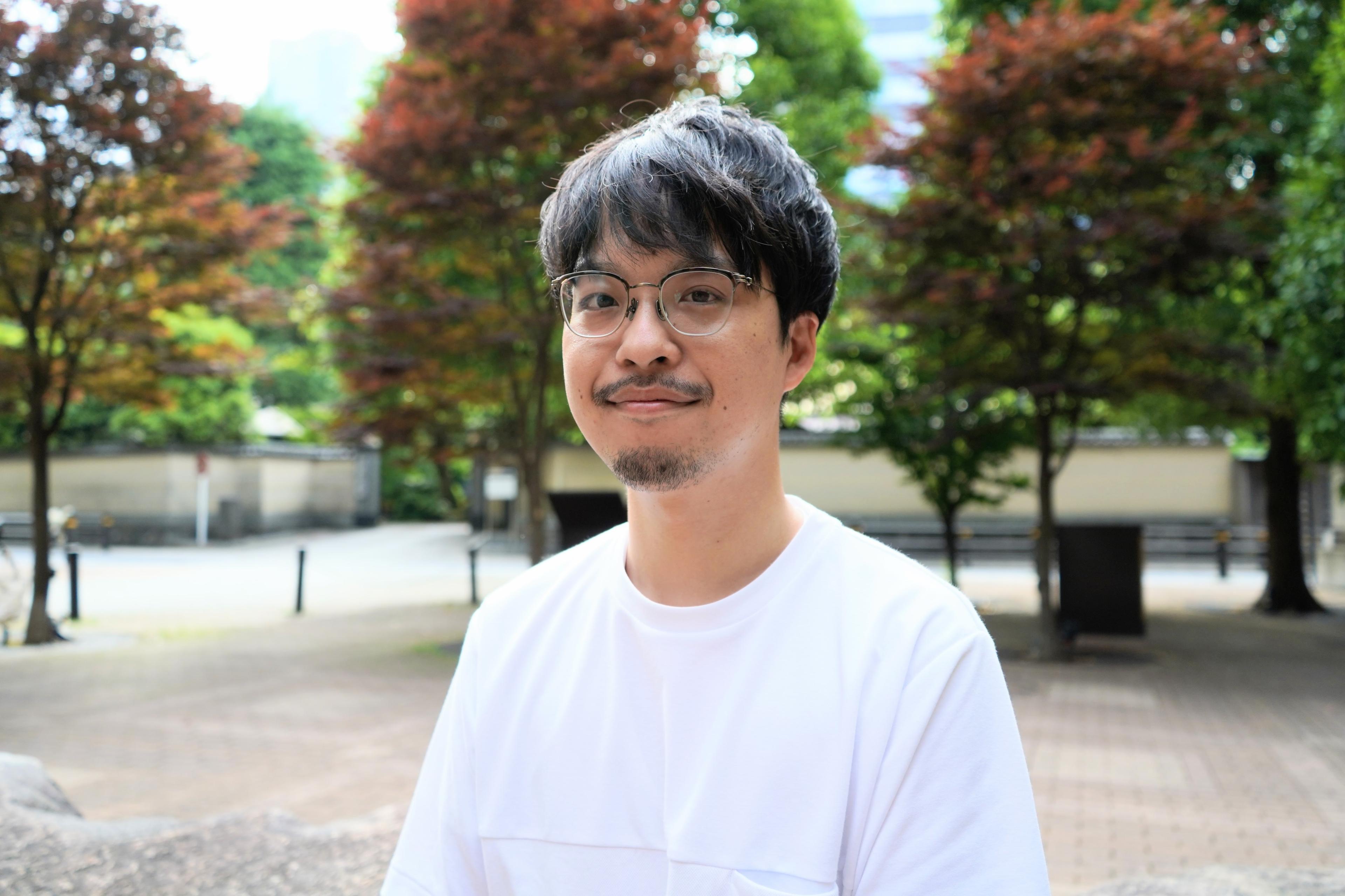 異色の経歴！元お笑い芸人の彼はなぜDearOneの営業に？ | 株式会社DearOne