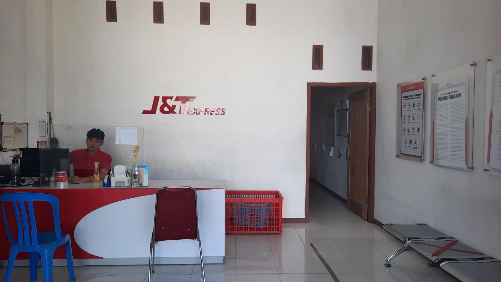 TERPERCAYA, Call 081333318602 Jasa Pengiriman Barang Kediri-Badas-Blaru