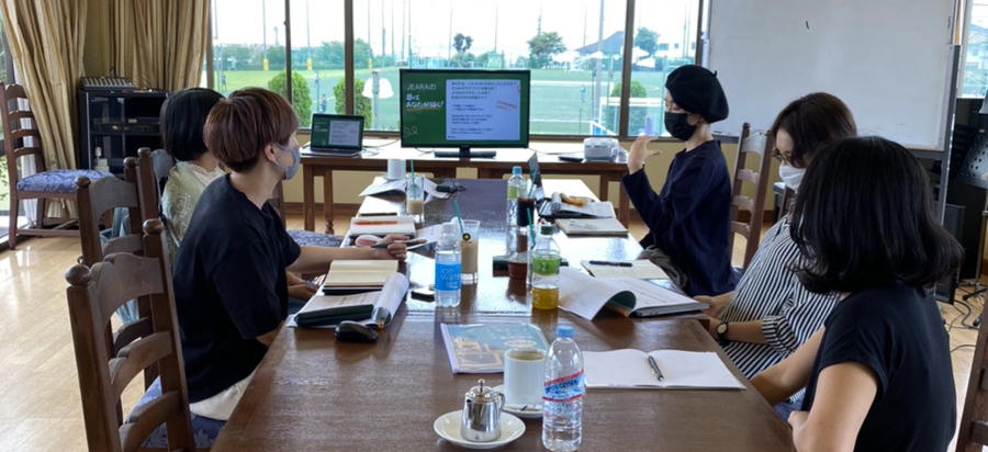 スタッフの成長を大切にしています。