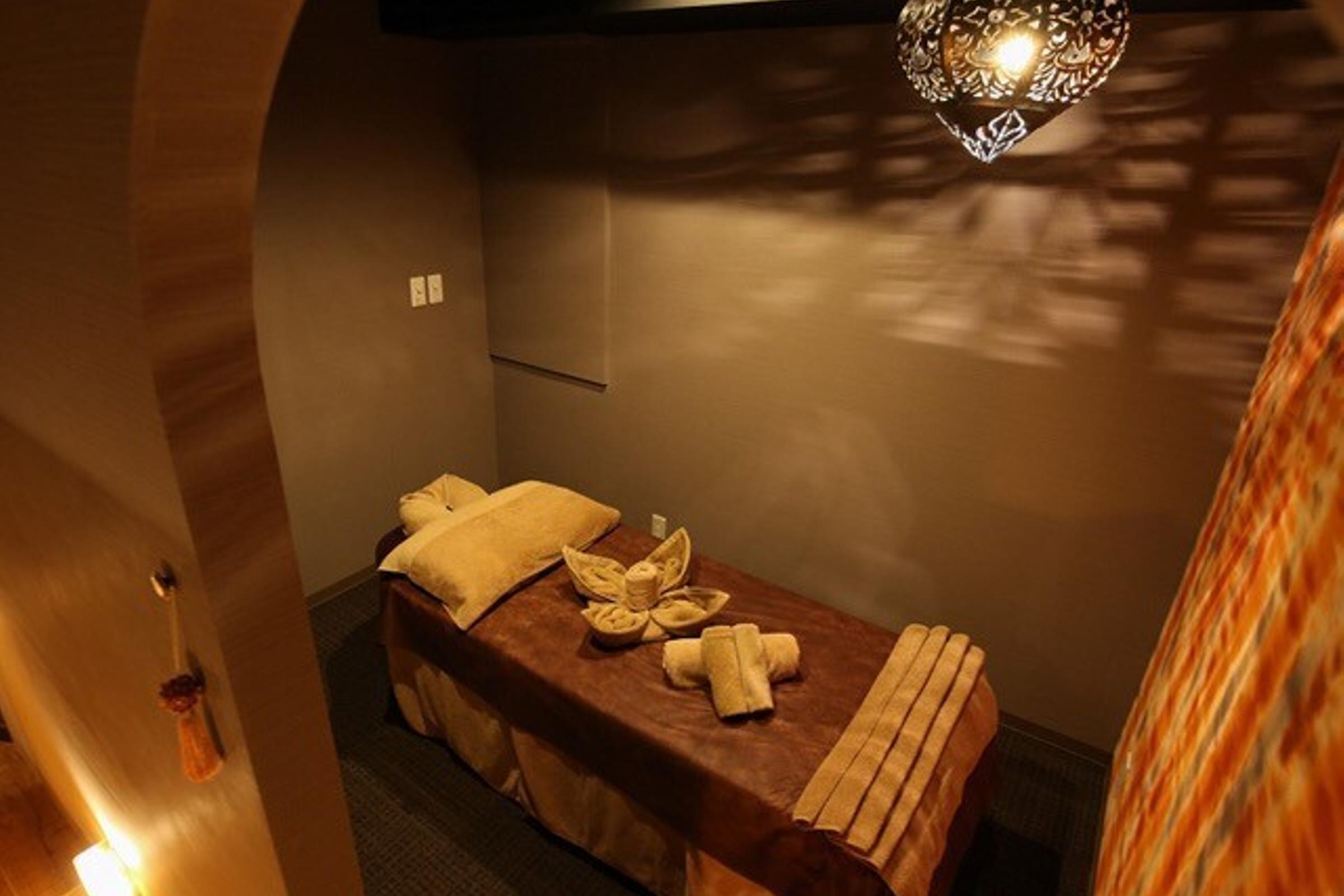 美と癒しを融合した 頑張る大人女性の為のご褒美サロン Koa 女性専用リラクゼーションサロン 大阪 Perk パーク