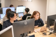 乃木坂駅徒歩3分のオフィスで仕事をする人もいれば、全国に完全フルリモートで働く人もいます！