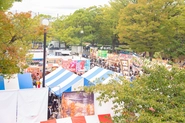 都内の公園を中心に日本最大の食フェスも開催