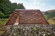 VUILD初のShopBot建築「まれびとの家」　富山県・利賀村に現代の合掌造りをコンセプトにした住宅を建築