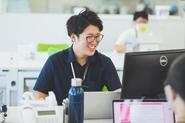 メディロムには、病になってからではない「予防」の観点に共感し、大切な人の健康を、自分の手で守りたい、貢献したいという社員で溢れています。