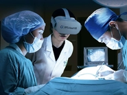 手術を術者目線で360度体験できるVR臨床教育プラットフォーム「オペクラウドVR」は、コロナ重症患者で需要が増した人工心肺ECMOのトレーニングや、臨床実習ツールとして日本医科大学・日本体育大学・国立がん研究センターへの導入の他、医療機器メーカーの安全教育など、医療技術を牽引する多様な機関で豊富な導入実績を誇っています。