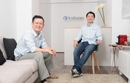 創業者のLester Kang & James Chua。2人ともシンガポール人です