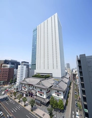 2022年7月に銀座「歌舞伎座タワー」に東京新本社を設立。東京・札幌の二本社制で事業運営を行っています。