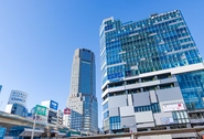 オフィスは渋谷駅 目の前の渋谷フクラスです！GMOアドマーケティングは12階に入居しています。