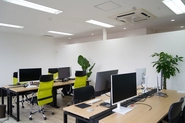 新潟市中央区万代に約50坪のオフィスがあります。