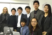 東京オフィスメンバーは半分が外国人です