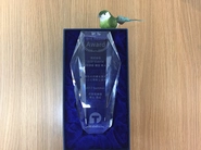 東海電力さんから表彰していただいた『Best Alliance Award』のトロフィーです。