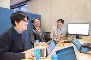 トモノカイは学生にとって日本一の長期インターン先を目指しています。自己研鑽意欲の高い約50名の学生スタッフが、お互いに切磋琢磨しながら働いています。