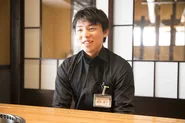 学生アルバイトから大手企業への就職を辞退して店長になった岡田恭平さん