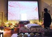 ご夫婦の想い出の「桜」をテーマに最後の時間をお作りしたご葬儀