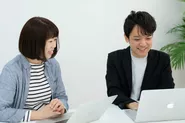 ある日の打ち合わせの様子。フラットで親しみやすい社風です。