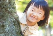 ＜ビジョン/日本の子供たちを笑顔にする＞日本の未来を構築、託すことのできる存在の象徴として当社では”子供たち”と位置付け、子供の笑顔に向けた活動も行います。