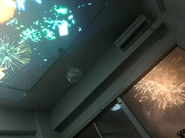 オフィスからよく見える神宮花火大会に合わせて行ったイベント。実物の花火の音と同期させ、リアルタイムに天井にCGの花火を打ち上げました。