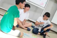 四国で行なったキャンプでの生徒たちのディスカッションの様子