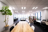 新オフィスは綺麗でゆったりとしたスペース（2019年2月に移転）