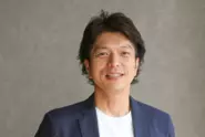 (左)代表取締役CEOの中村、（右）代表取締役COO豊増