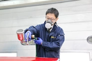 水性塗料の技術研修は社員全員が受講しています。