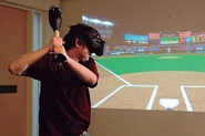 『VR Real Data Baseball』プロ野球選手の実際の投球データをVR内で忠実に再現。プロの球に挑戦できる夢の野球体験を提供するVRコンテンツ。大谷選手に自分の投げた165kmのボールに、バッターとして挑むという夢の企画も実現しました。
