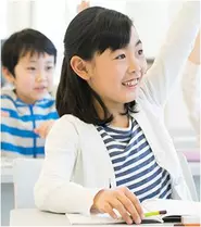 無限の可能性をもったたくさんの子供達！　　　　　　　　　子供達に未来の日本を託すため、しっかりと教育します。